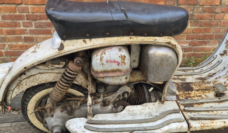 
								Lambretta Li 125 series 2 full									