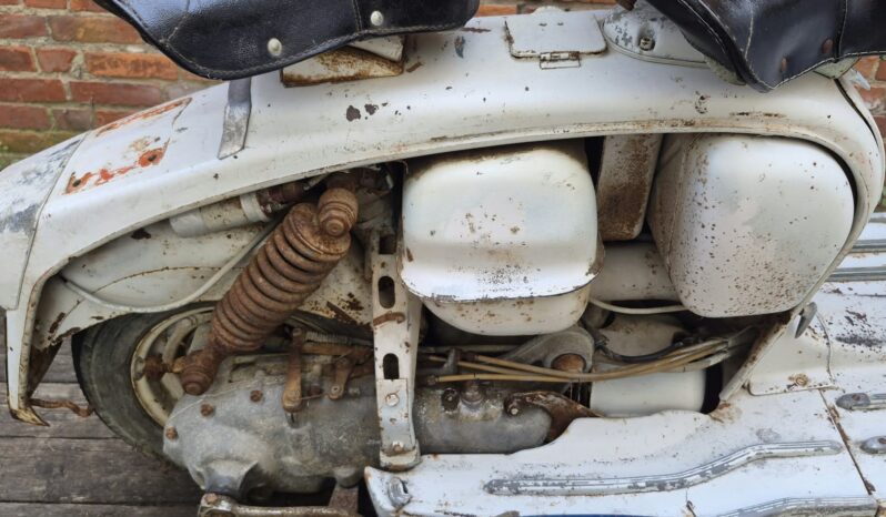 
								lambretta LI 150 series 3 full									