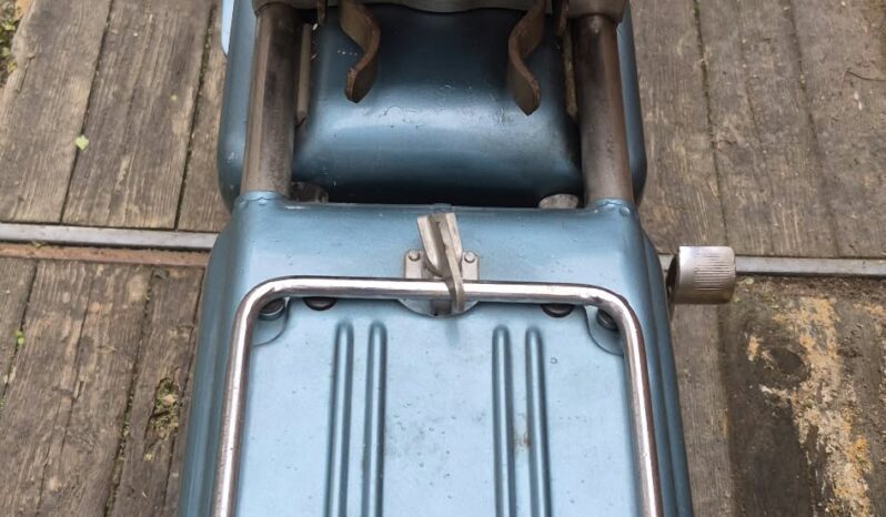 
								Lambretta 125 B full									
